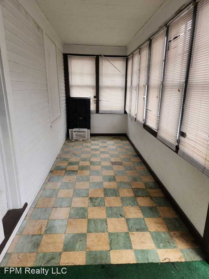 745 Maple Street - Photo 2 of 18