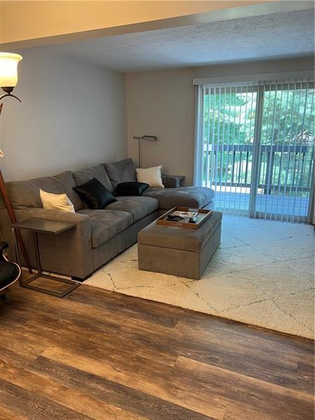 335 Quail Run Rd - Photo 2 of 18