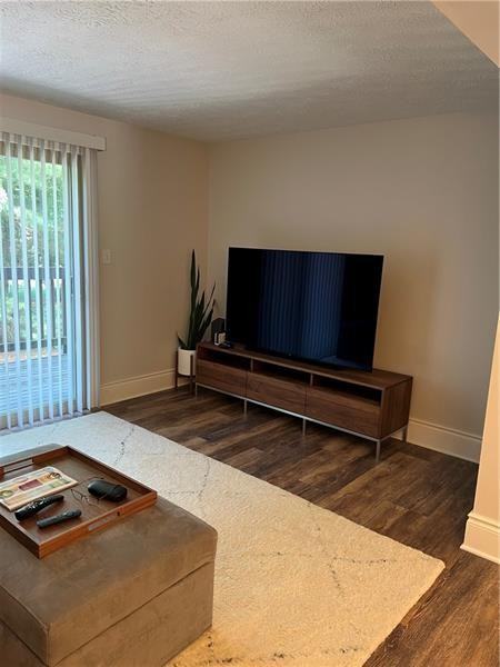 335 Quail Run Rd - Photo 3 of 18