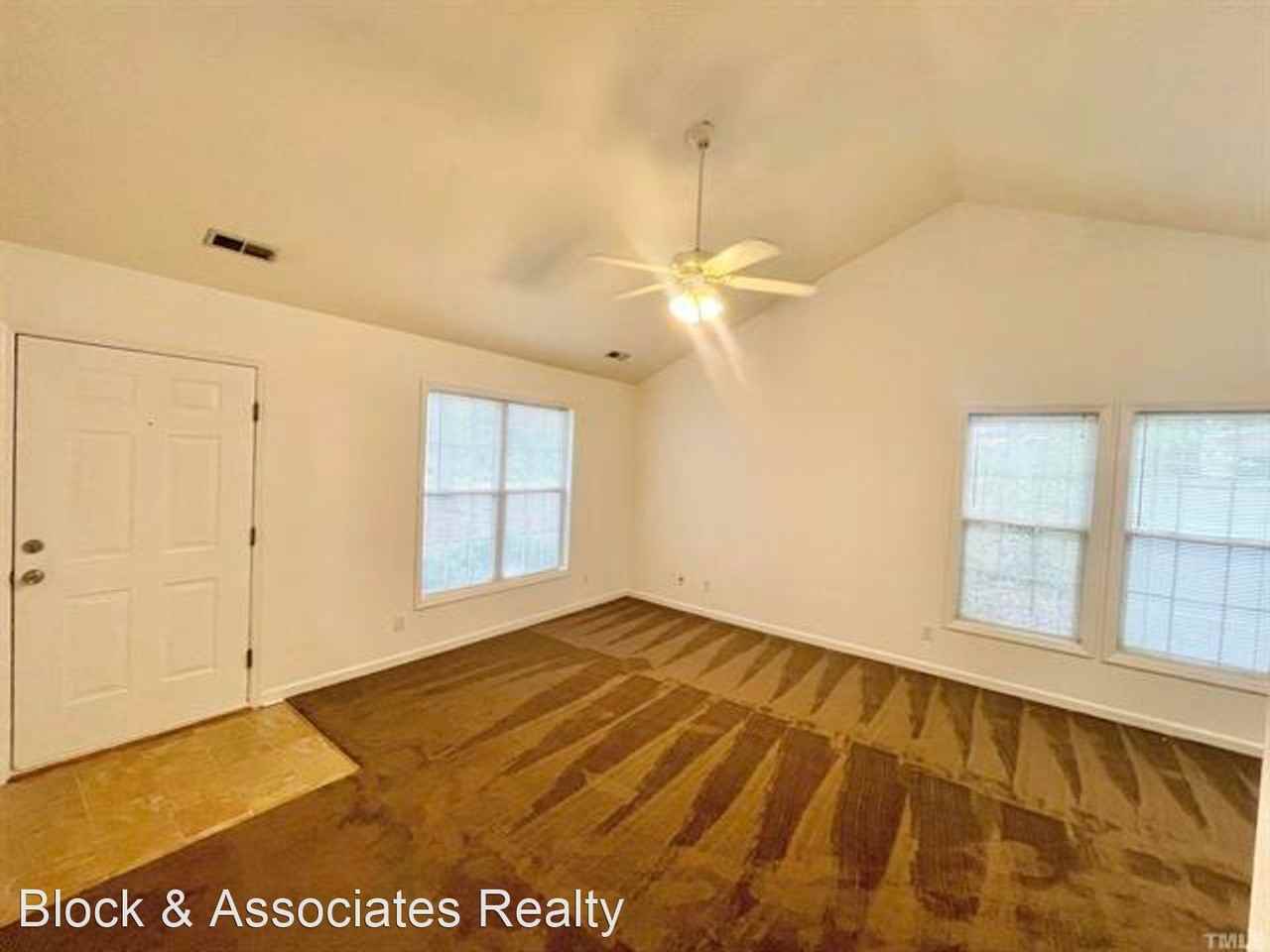 422 Wall St - Photo 2 of 14