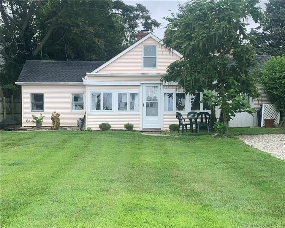 19 Yost St - Photo 3 of 20