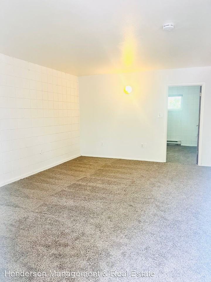 509 South Bryan Avenue - Photo 2 of 6