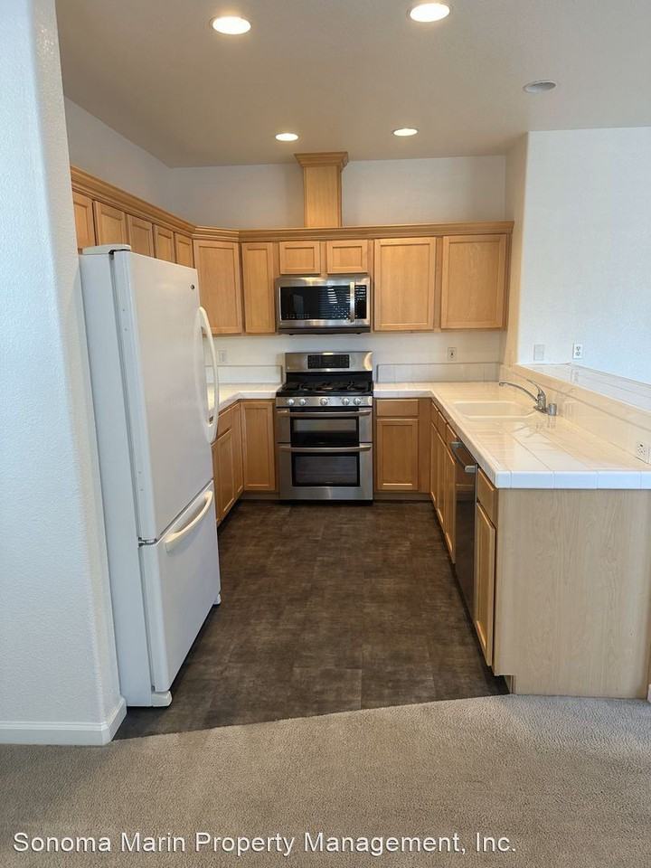 17 Dyquisto Way - Photo 2 of 22