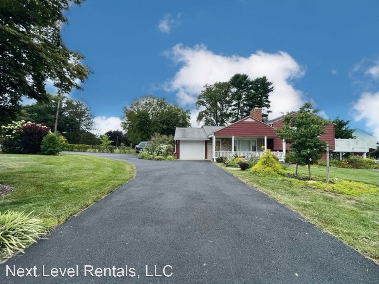 6125 Thompson Dr - Photo 2 of 50