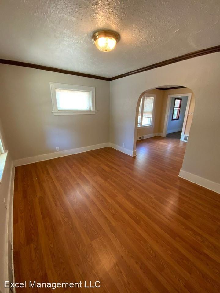 1730 S William St - Photo 2 of 12