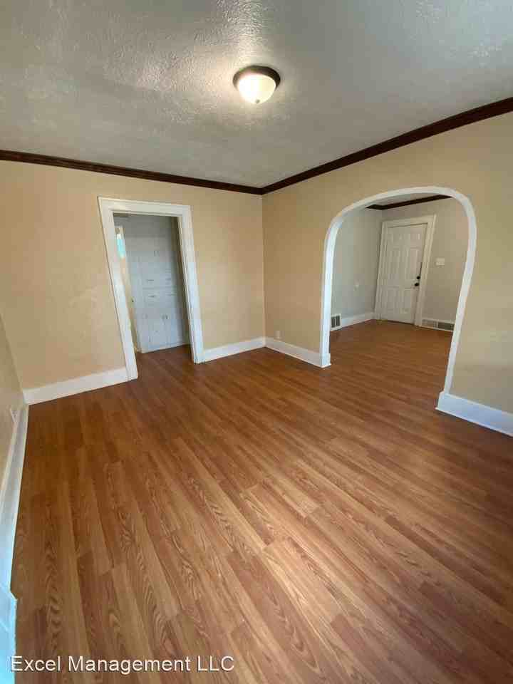1730 S William St - Photo 3 of 12