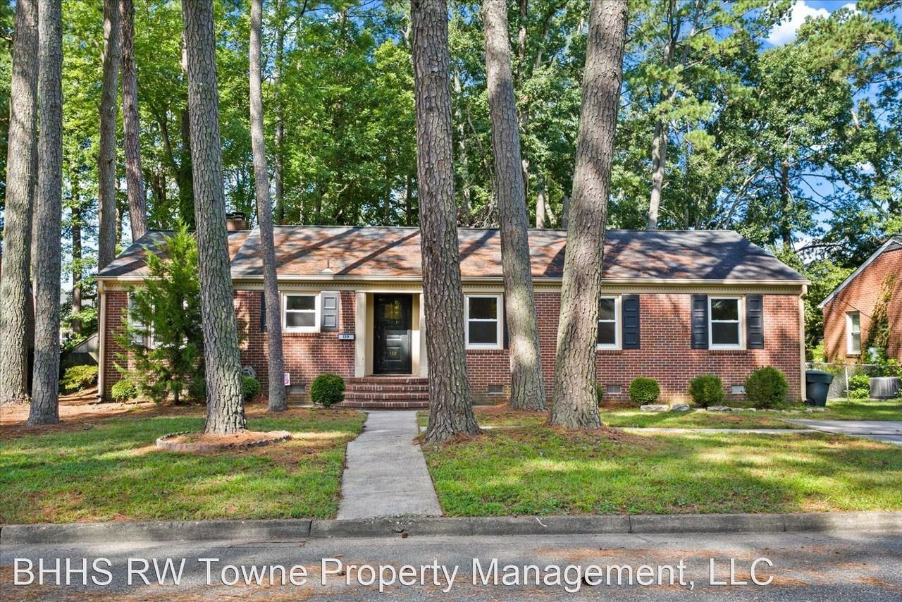 139 Hermitage Rd - Photo 2 of 32