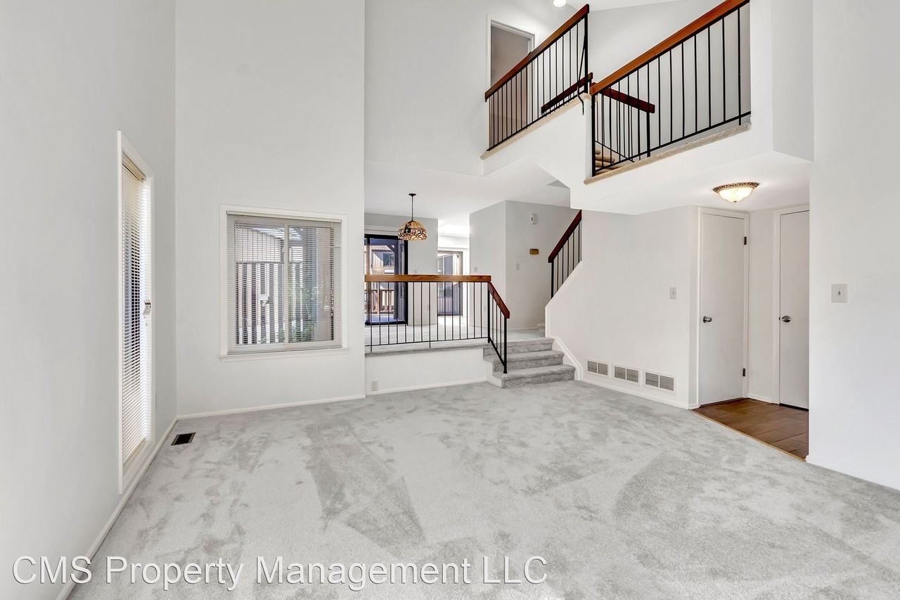 42 Emerald Ln - Photo 3 of 29