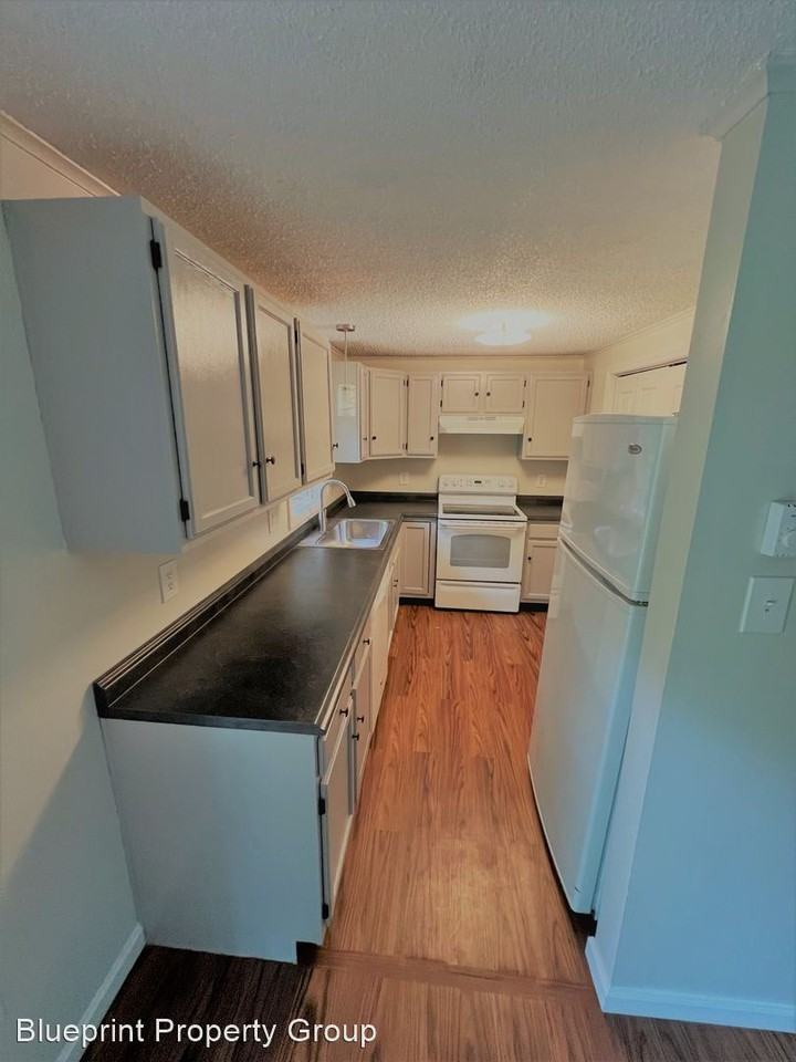 30 Scammell Ave ## 32 - Photo 3 of 7