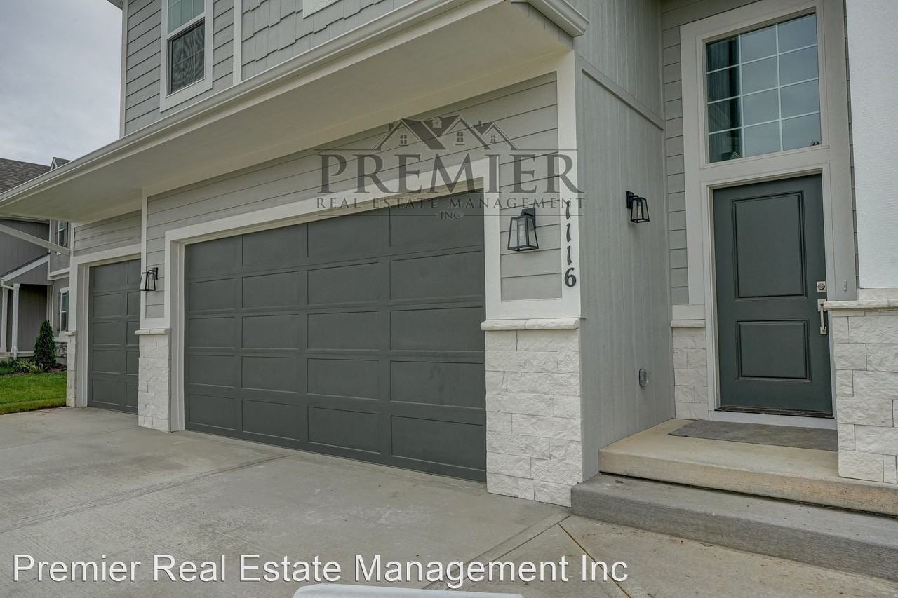 1116 Whispering Willow Way - Photo 3 of 36