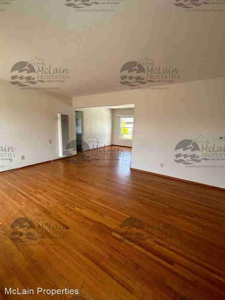 4233 Corinth St - Photo 2 of 37