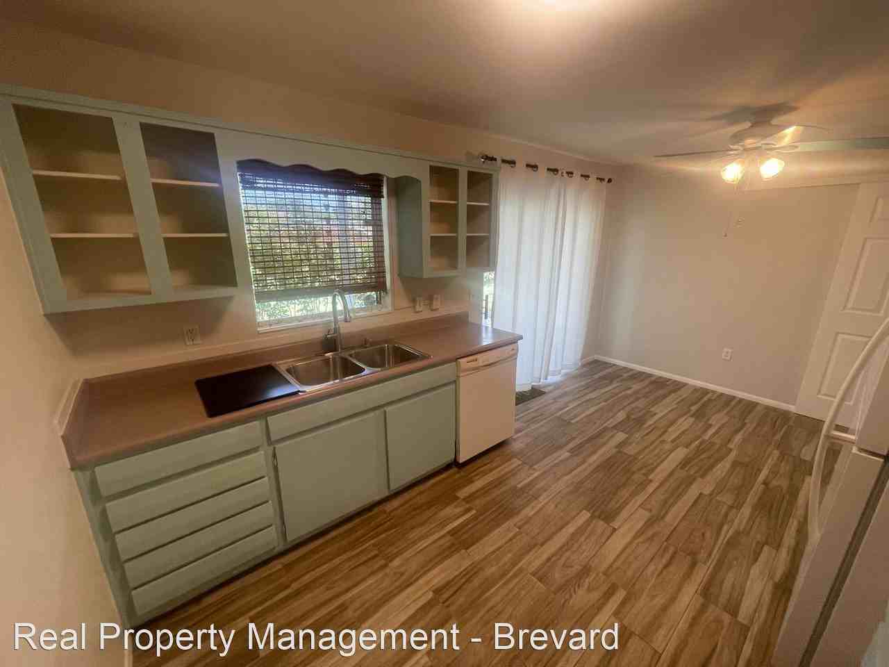 2434 Dakota Dr - Photo 2 of 23