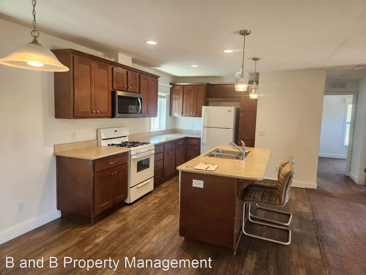 6490 Dell Pl - Photo 2 of 9