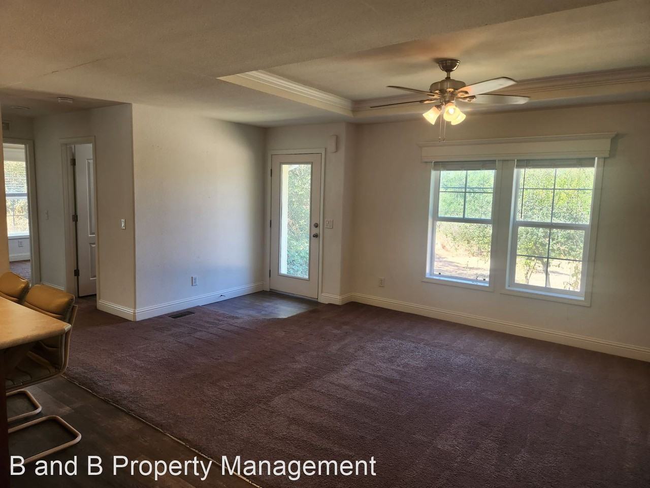 6490 Dell Pl - Photo 3 of 9