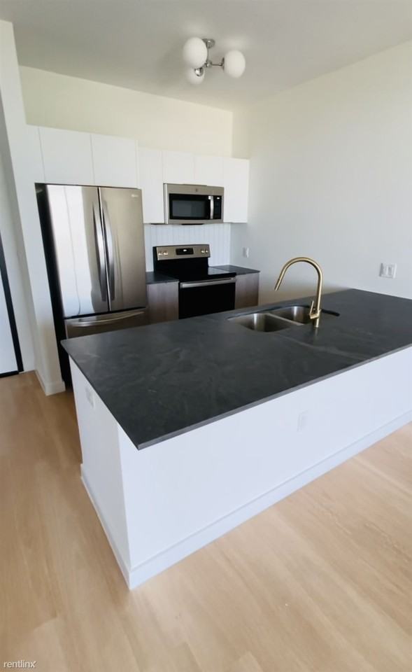 2200 Biscayne Blvd - Photo 3 of 12