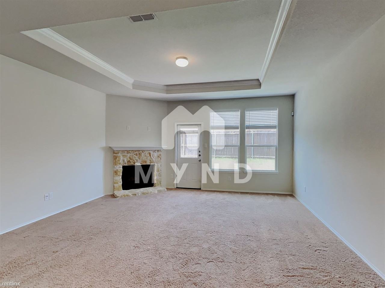 3129 Montserrat Creek Dr - Photo 2 of 18