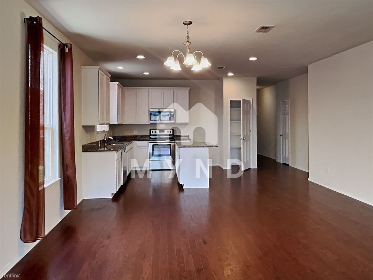 3129 Montserrat Creek Dr - Photo 3 of 18