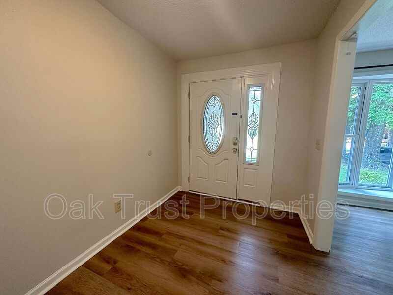 213 Jimbo Rd - Photo 3 of 23