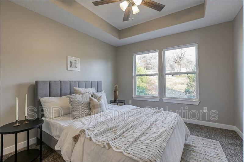 2908 S Harvard Ave - Photo 6 of 12