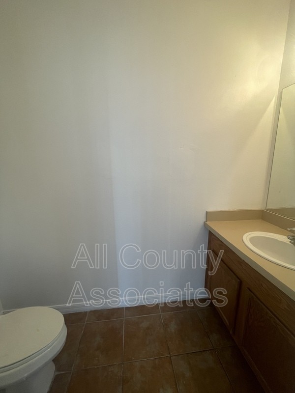 11675 Declaration Dr - Photo 2 of 19