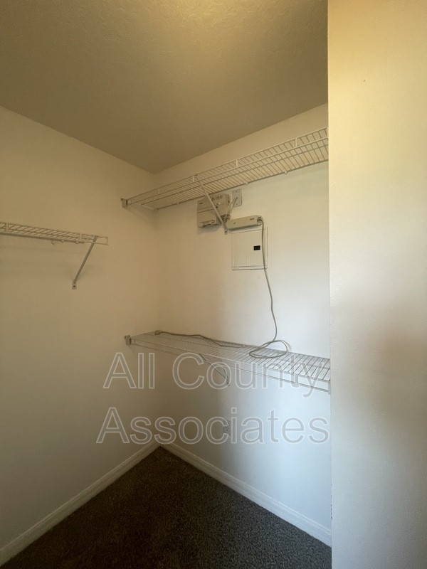 11675 Declaration Dr - Photo 7 of 19