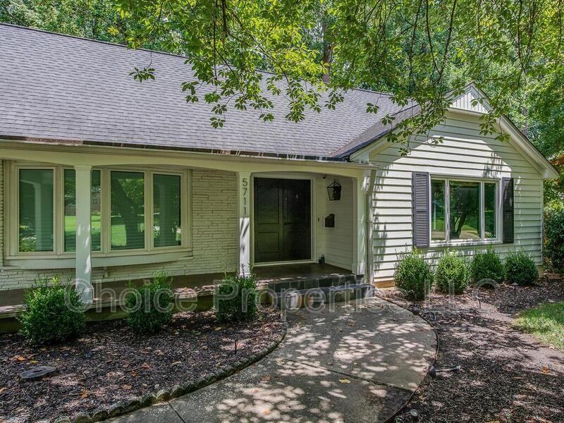 5711 Wintercrest Ln - Photo 2 of 38