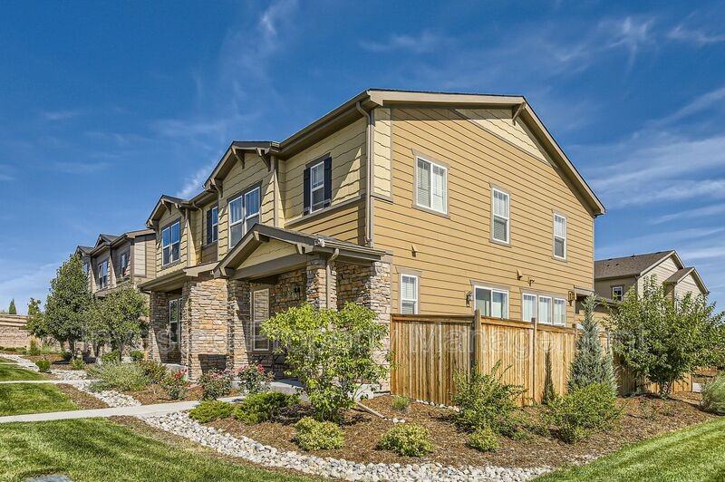 7561 S Winnipeg St - Photo 2 of 28