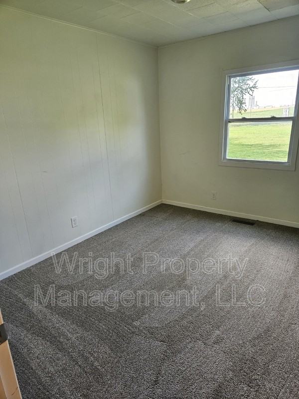 516 Nickellane Ave - Photo 2 of 11