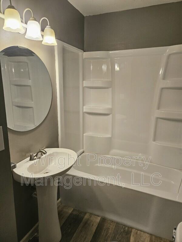 516 Nickellane Ave - Photo 3 of 11