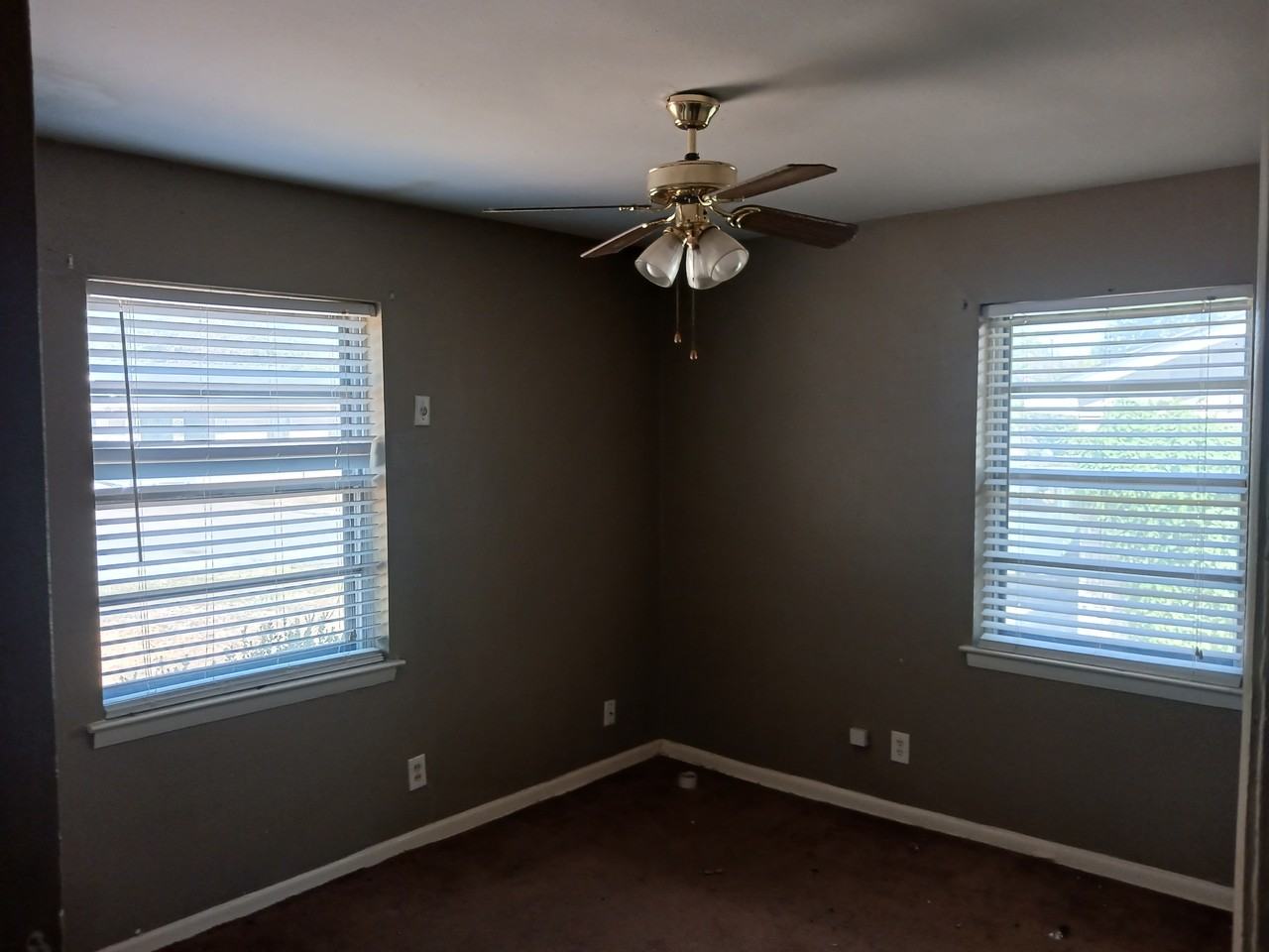 904 Ivywood Dr #904IVYWOOD - Photo 2 of 8