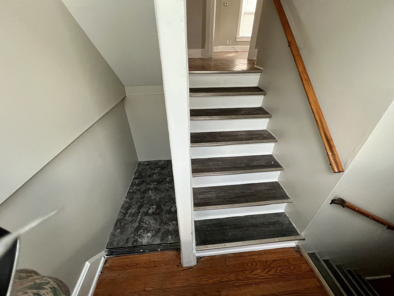 4725 Southern Pkwy - Photo 2 of 36