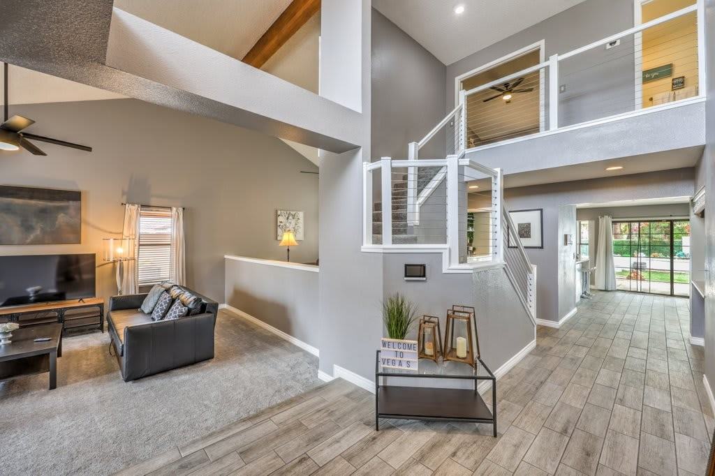 3179 Paintedhills Ave - Photo 2 of 50