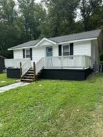 featured image of 8 Hollywood St