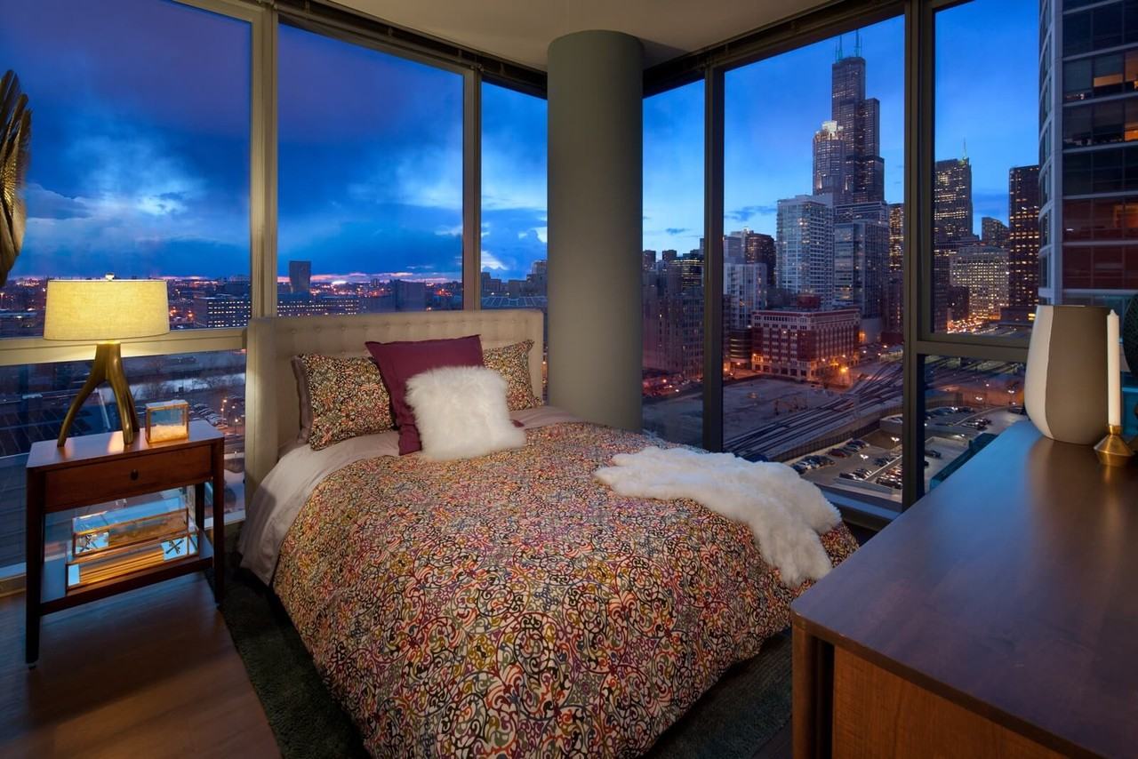 South Clark St. & 10th #1307 - Photo 2 of 30