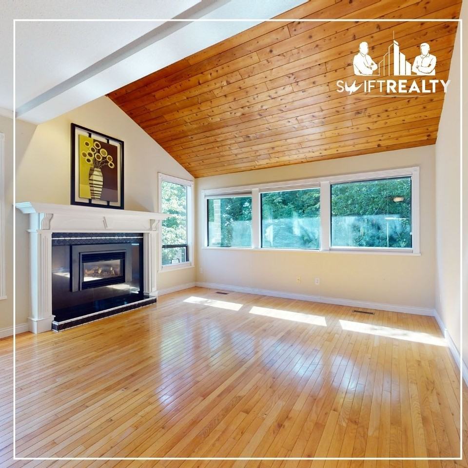 730 Kings Rd E - Photo 2 of 13