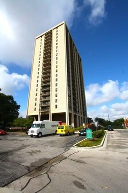 2901 S Michigan Ave #902