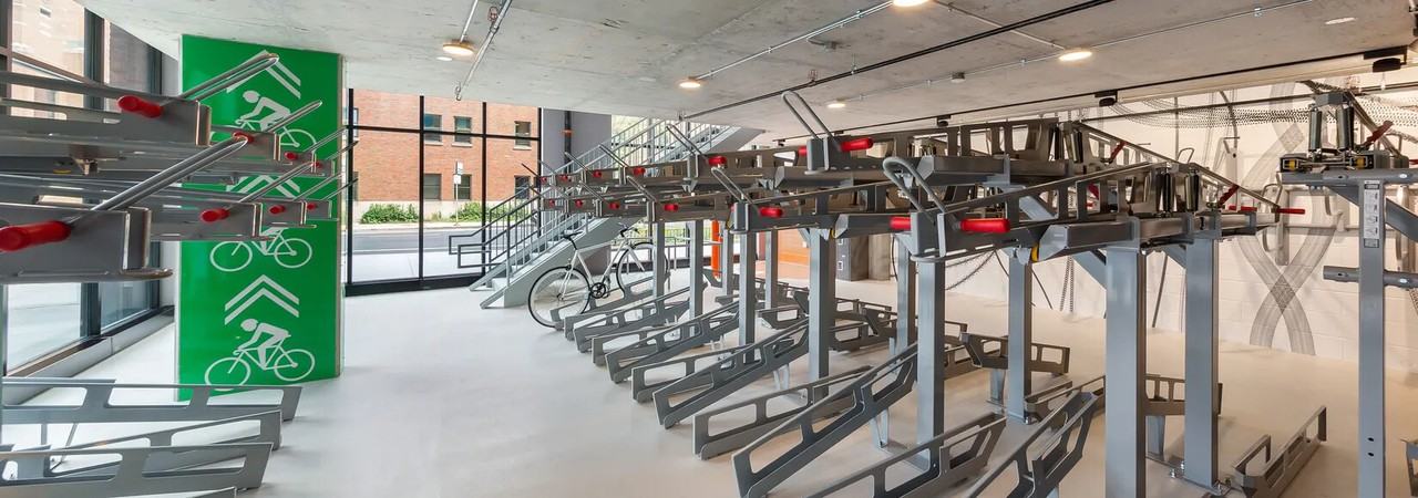 N Wells St #1-826 - Photo 4 of 25