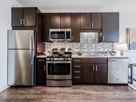 South Green St. & Madison #913 - Photo 1 of 1