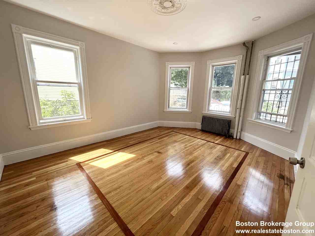 22 Humphreys St #1 - Photo 2 of 6