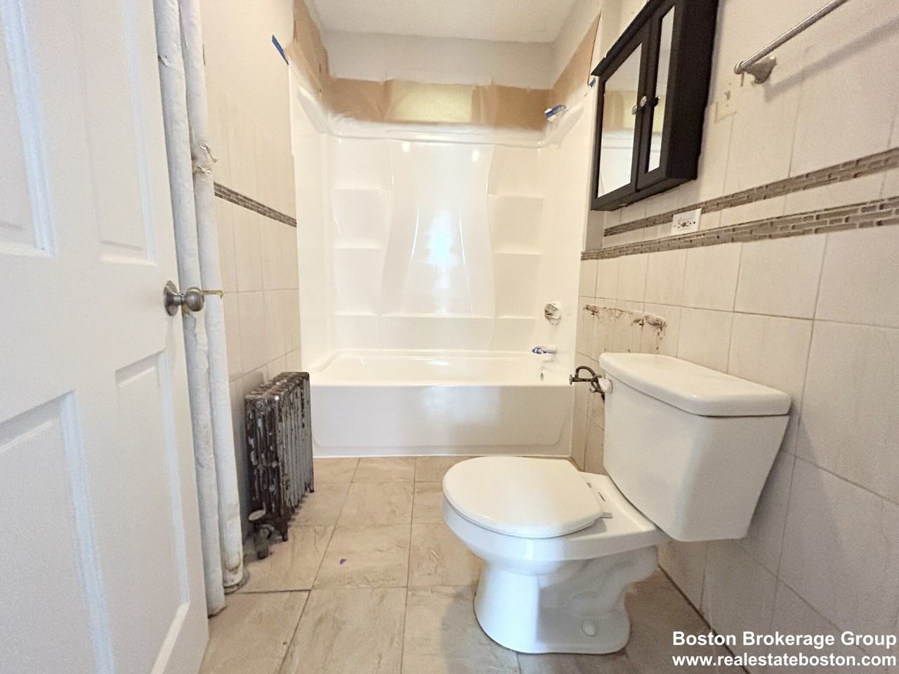 22 Humphreys St #1 - Photo 6 of 6