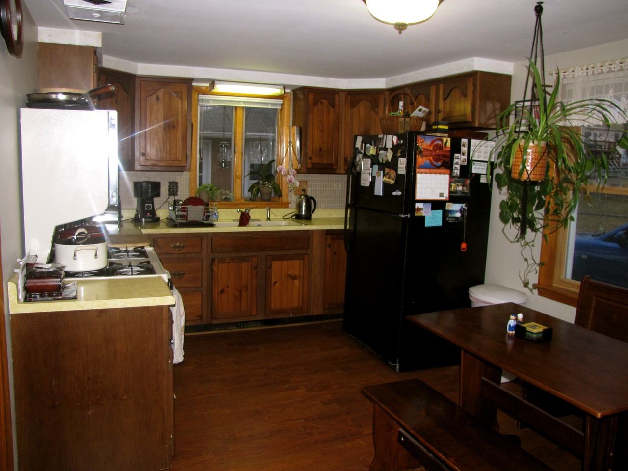 601 Wallace Ave - Photo 3 of 10