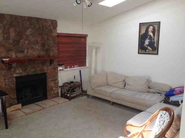 75 Chestnut Way - Photo 2 of 9