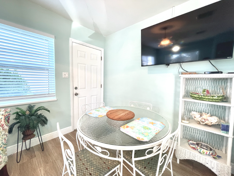 14902 N Bayshore Dr - Photo 7 of 20