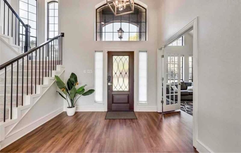 1503 Sweetgum Cir - Photo 3 of 11