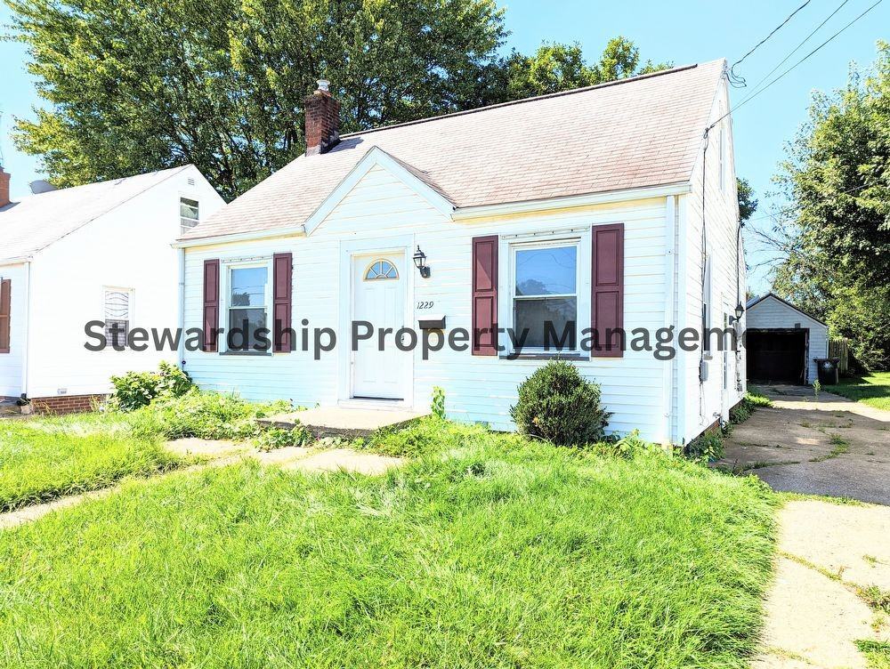 1229 Bedford Ave Sw - Photo 2 of 8