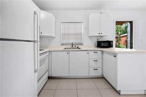 1610 Noth Dixie - Photo 3 of 4