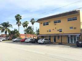 featured image of 1610 North Dixie Highway