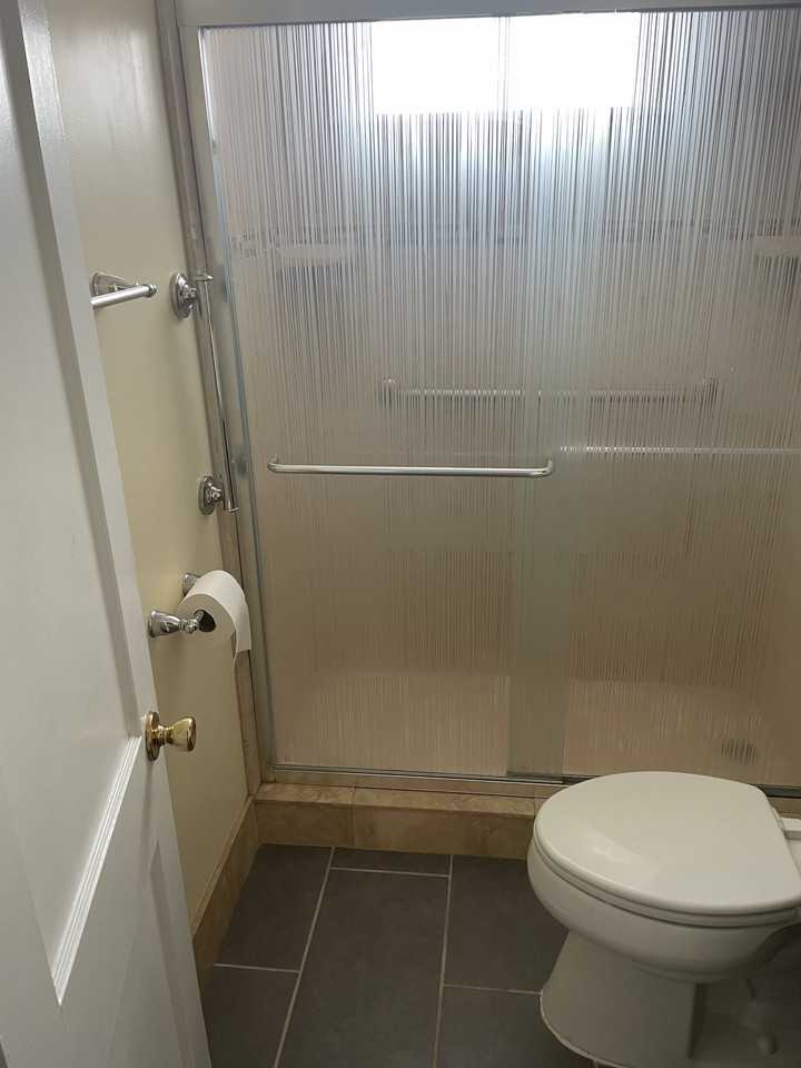 2403 Cameron Blvd #NA - Photo 3 of 16