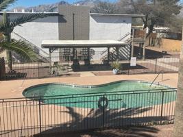 featured image of 2458 North Sycamore Boulevard ##23