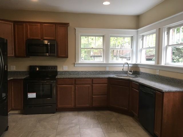 208 S Prospect Ave #1 - Photo 6 of 20